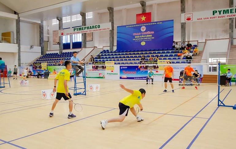 py-1650676896.jpg