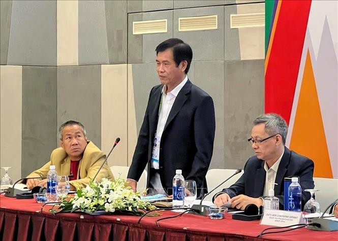 hoi-nghi-3-1652329019.jpeg