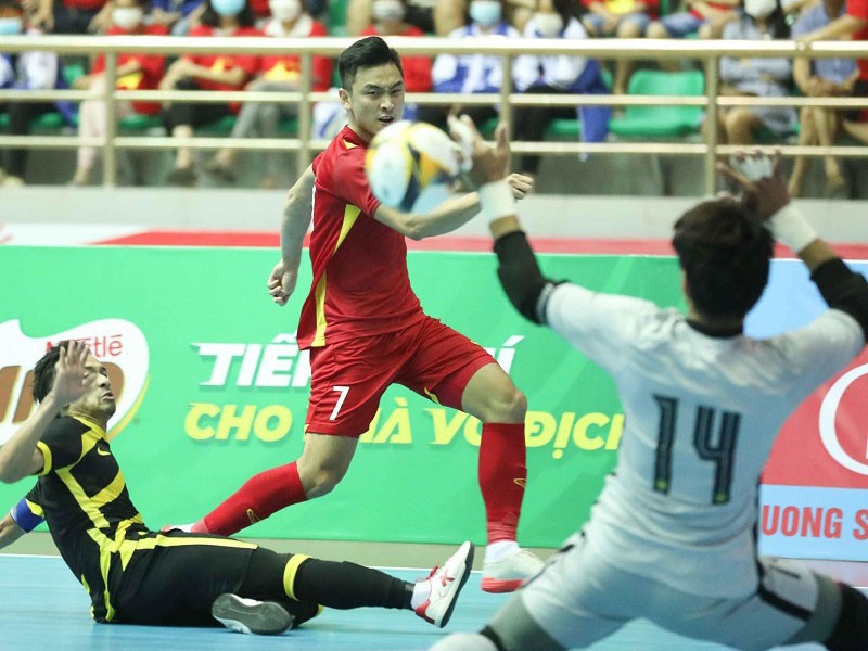 1-futsal-vietnam-thang-de-malaysia-1652547024.jpg