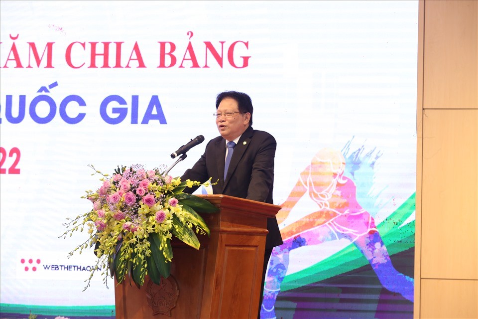 bong-chuyen-2-1654066900.jpg