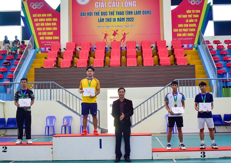 clong-1658710339.jpg