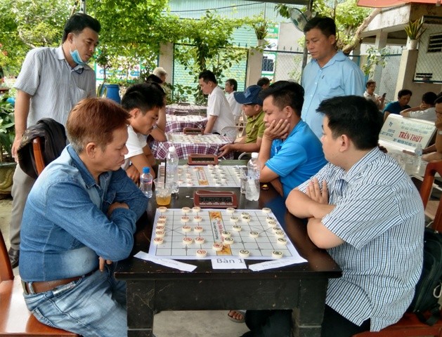 tranh-tai-1660226835.jpg