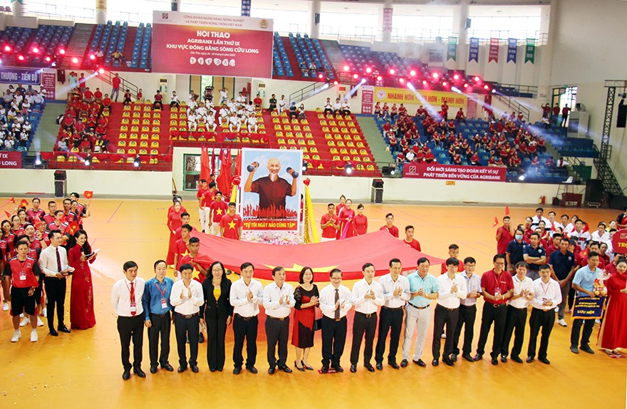 le-khai-mac-1661648934.jpg