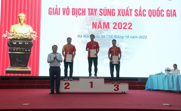 ong-hung-1665150566.jpg