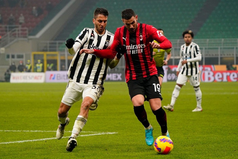 2-juventus-hoa-milan-2-luot-1665213872.jpg