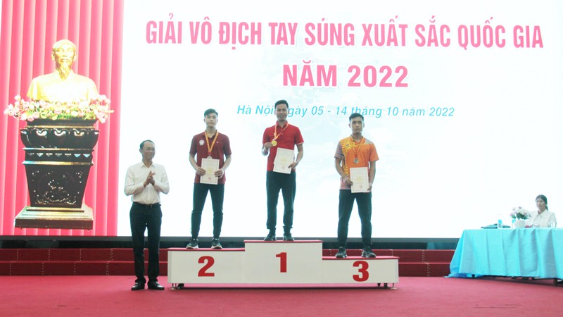 ban-sung-0-1665745898.jpg
