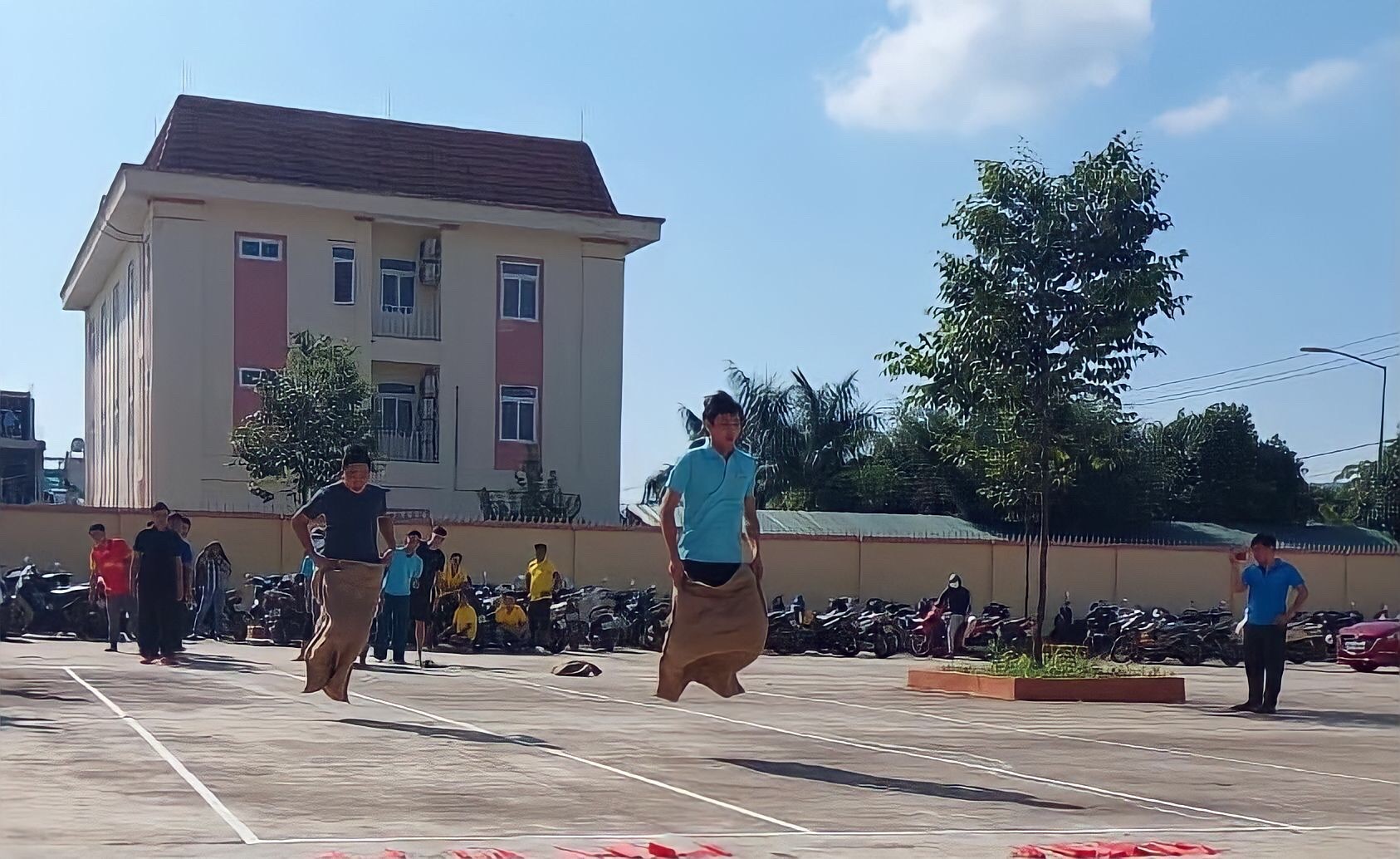 nhay-bao-bo-1666324796.jpg
