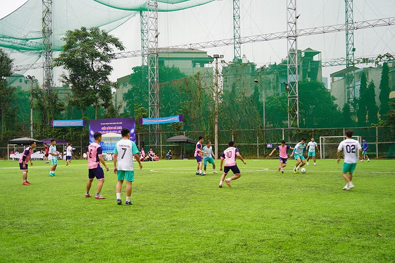 cua-giay-1669946445.jpg