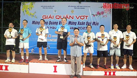 quan-vot-1673833629.jpg