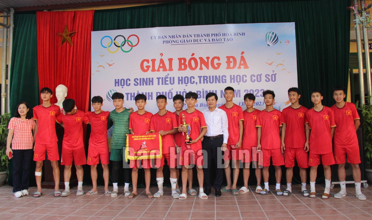 hoa-binh-1673920074.jpg