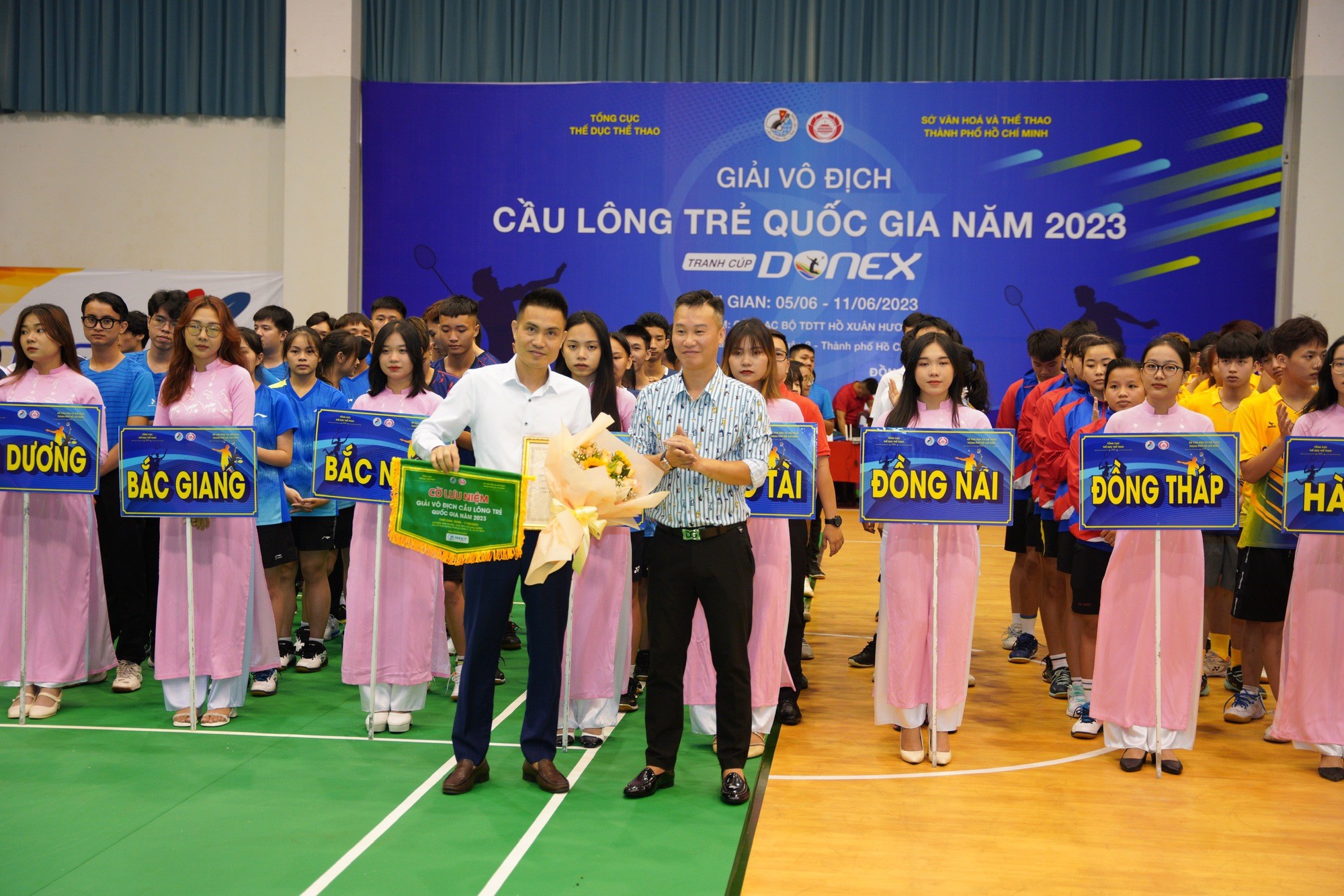 cau-long-1-1686025321.jpeg