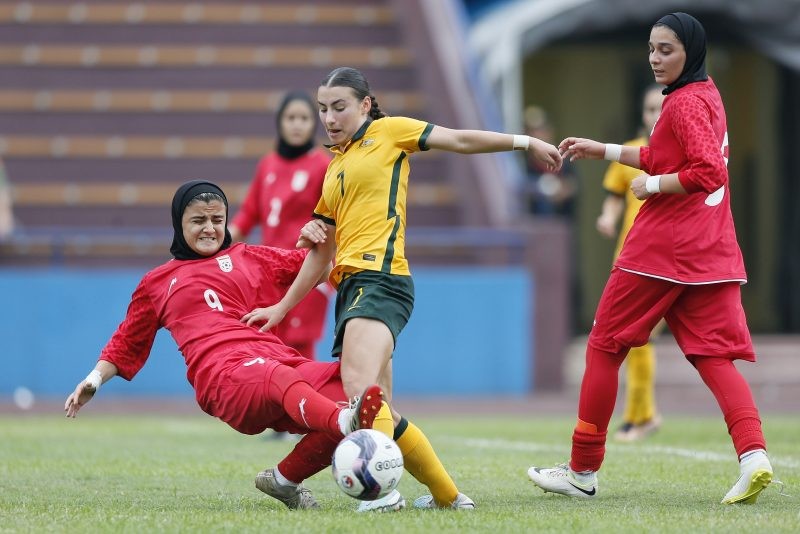 u20-nu-australia-pho-dien-suc-manh-voi-2-tran-thang-tuyet-doi-ghi-duoc-toi-8-ban-va-chua-de-thung-luoi-1686106549.jpeg