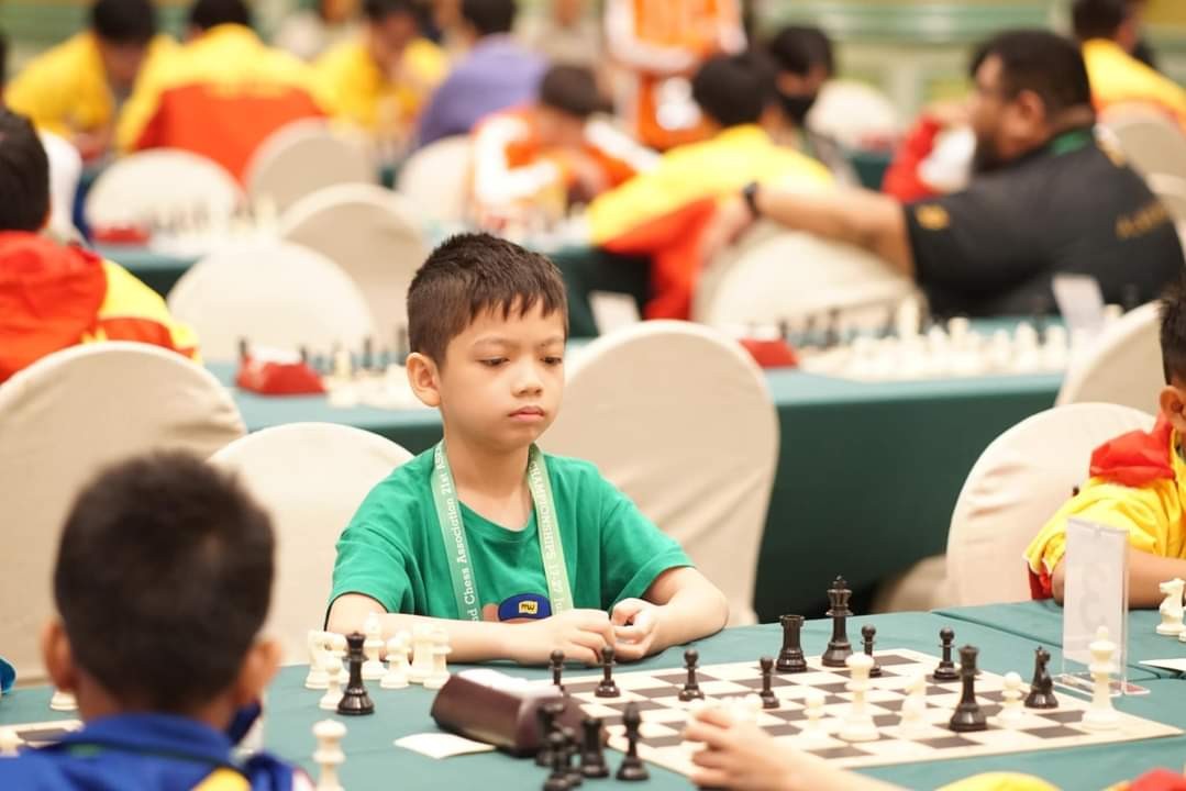 anh-2-ky-thu-nguyen-xuan-phuong-1688046786.jpg
