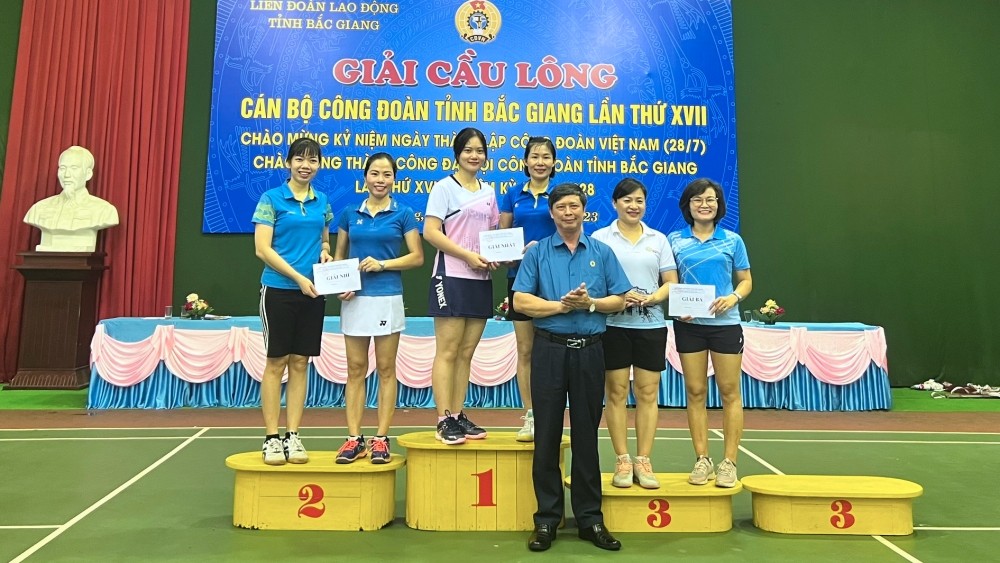 clong-bging-1690794474.jpg
