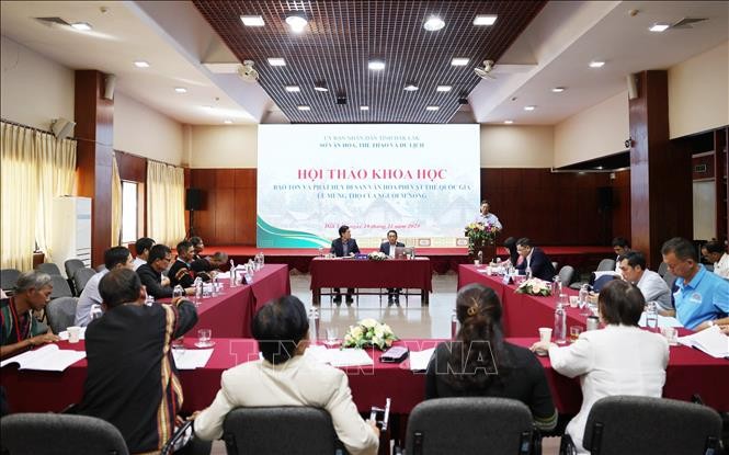 quang-canh-hoi-thao-1700477088.jpg