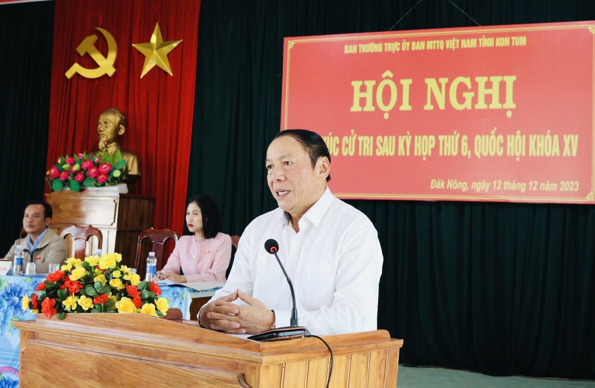 bo-truong-phat-bieu-1702458575.jpg