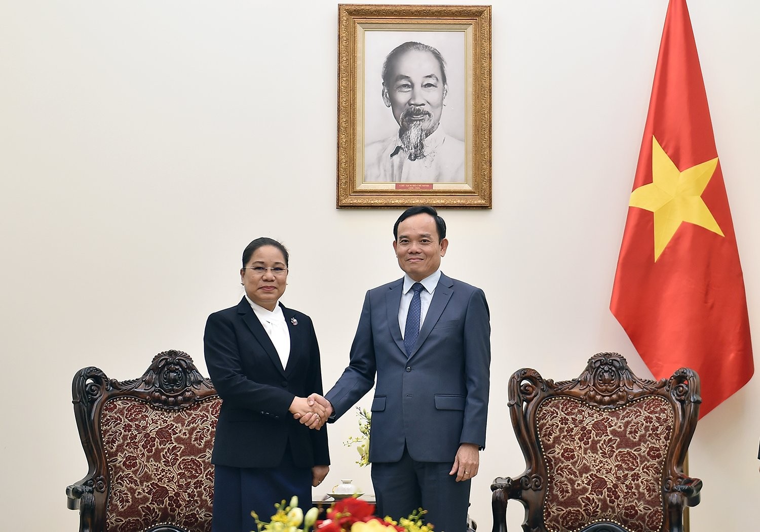 tiep-bo-truong-lao-1702606782.jpg