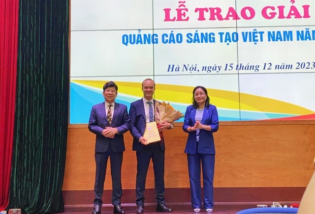 trao-giai-quang-cao-sang-tao-1702632530.jpg