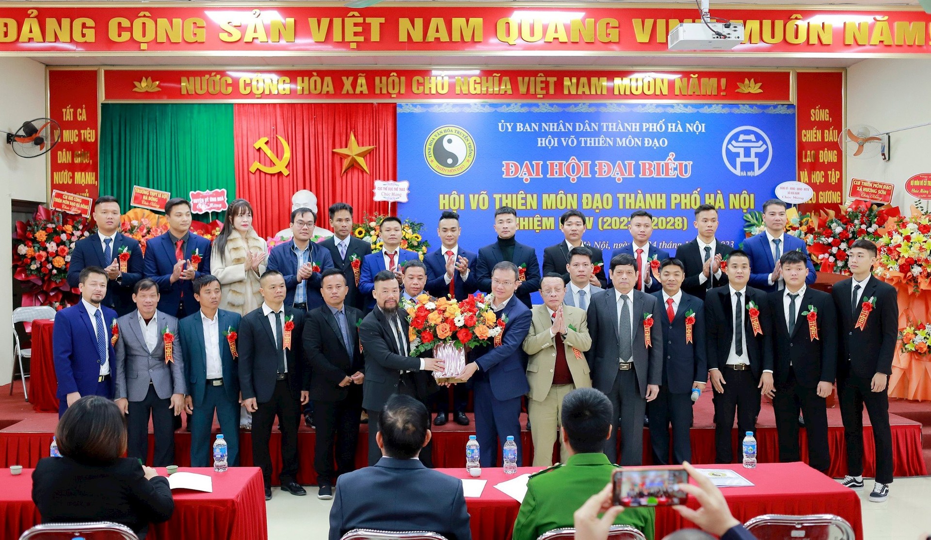 vo-1-1703508770.jpg
