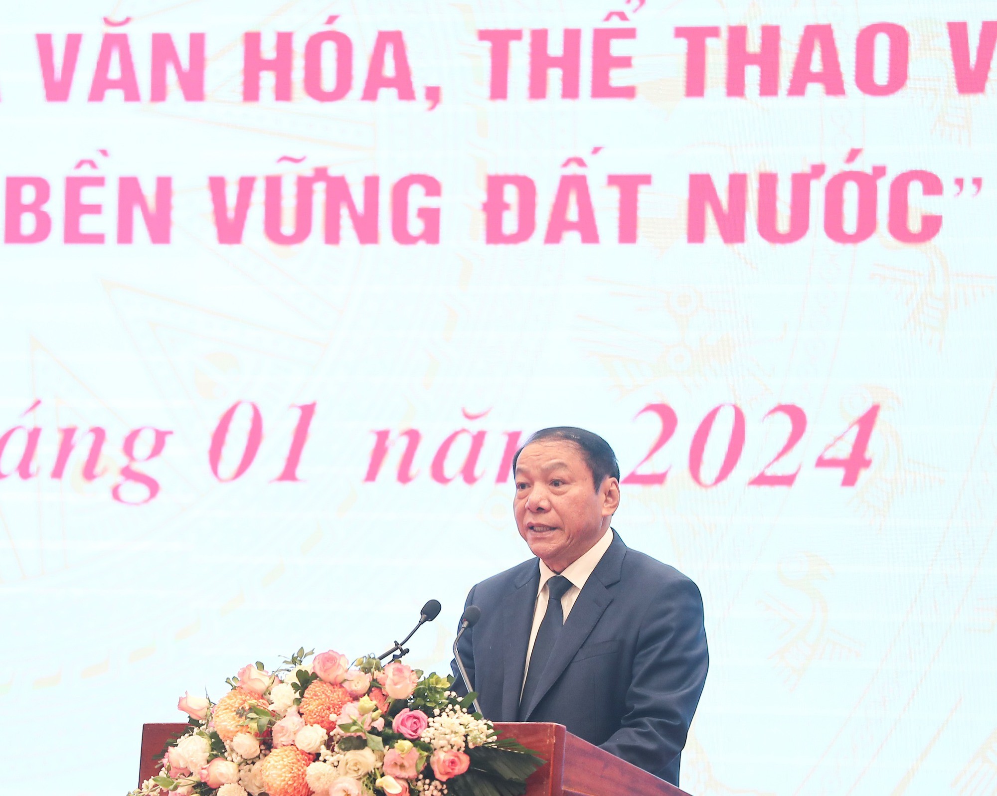 bo-truong-phat-bieu-1704250007.jpg