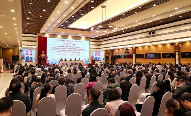 hoi-nghi-1704260590.jpg