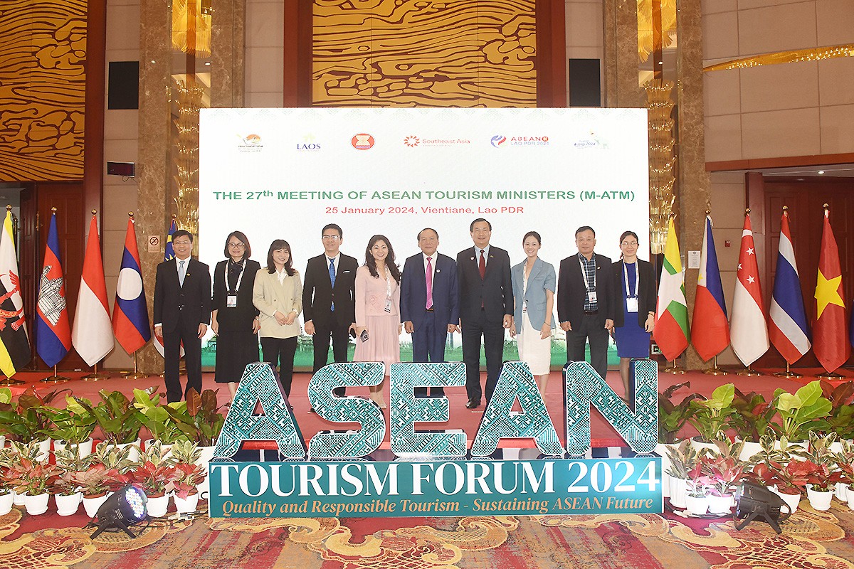 bo-truong-dan-dau-doan-viet-nam-du-hoi-nghi-1706239080.jpg