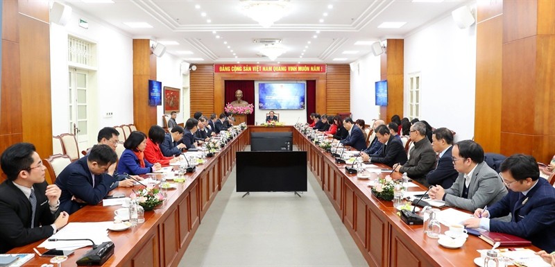 quang-canh-buoi-gap-mat-1709294710.jpg
