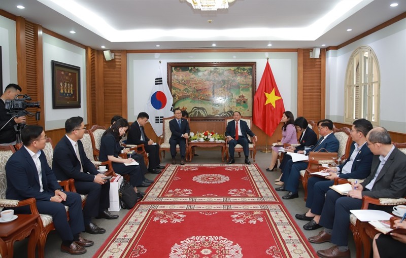 quang-canh-buoi-tiep-1710324617.jpg