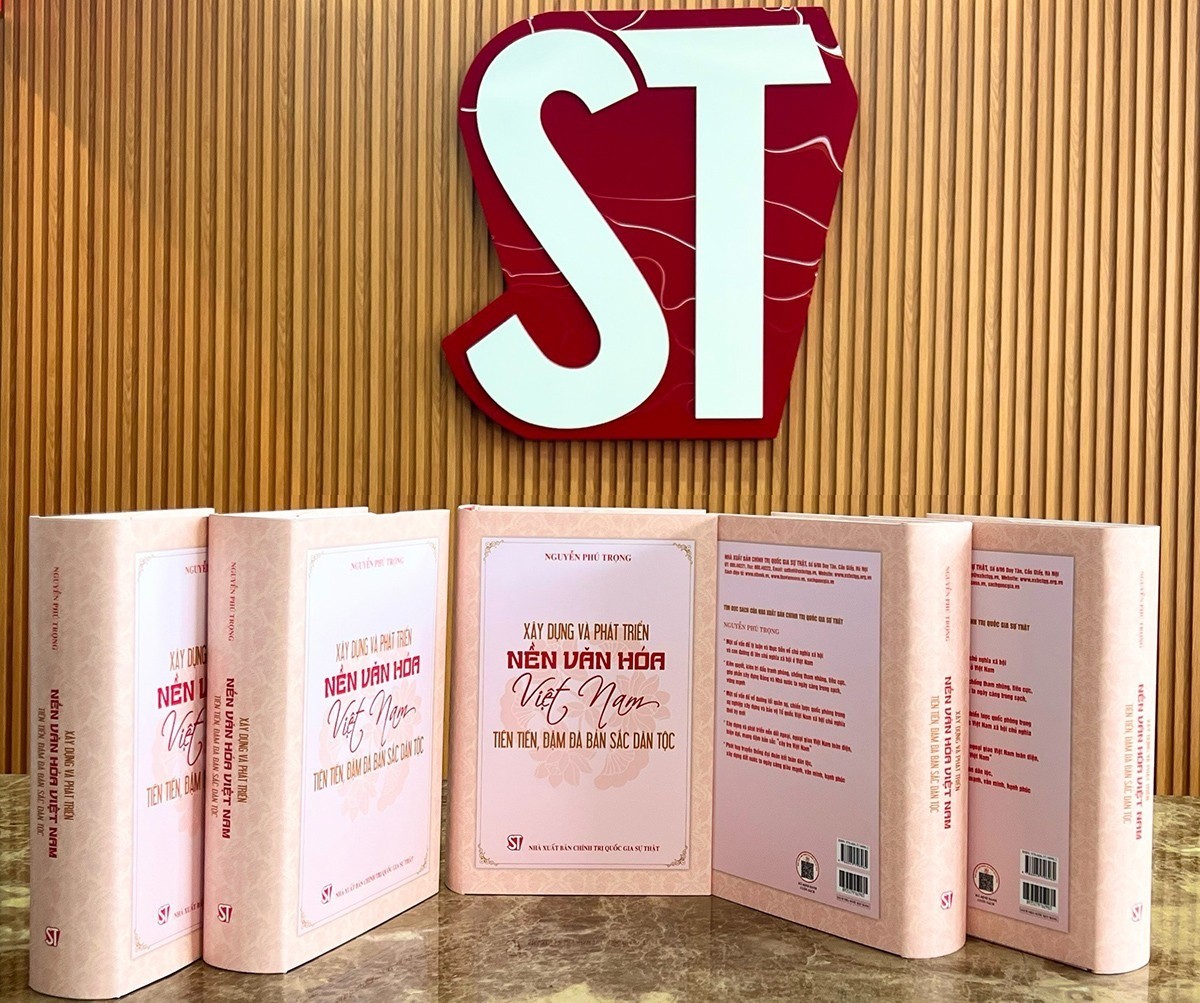 sach-cua-tong-bi-thu-1721468679.jpg