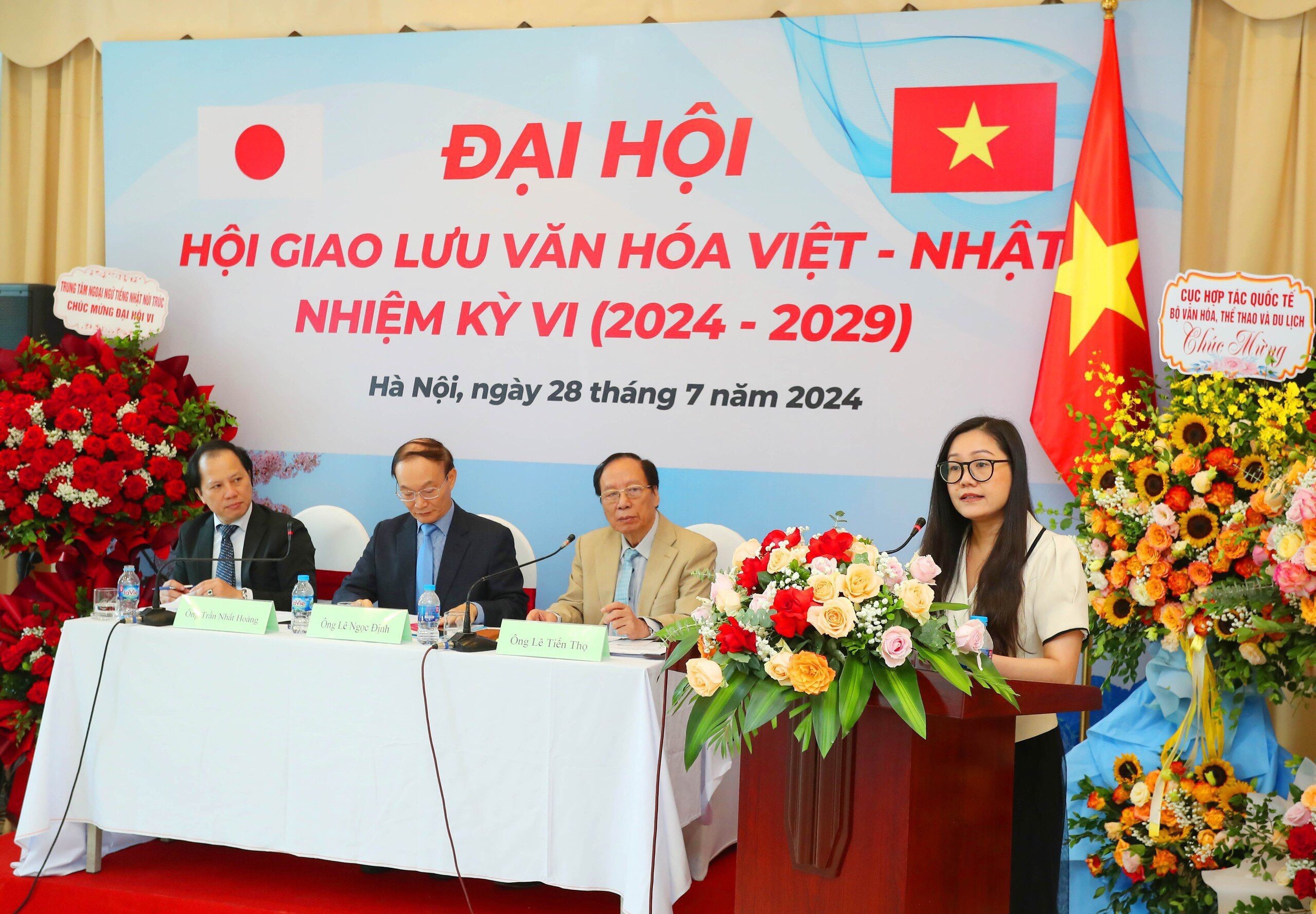 van-phat-bieu-tai-dai-hoi-1722224714.jpg