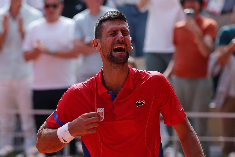 djokovic-da-khoc-sau-khi-tran-chung-ket-khep-lai-1722829528.jpg