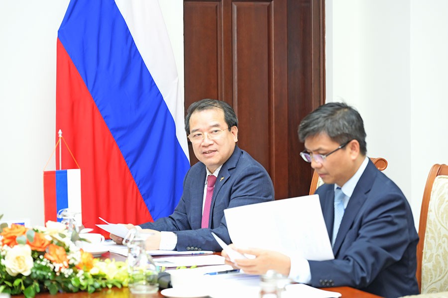 cuc-truong-sieu-1724385506.jpg