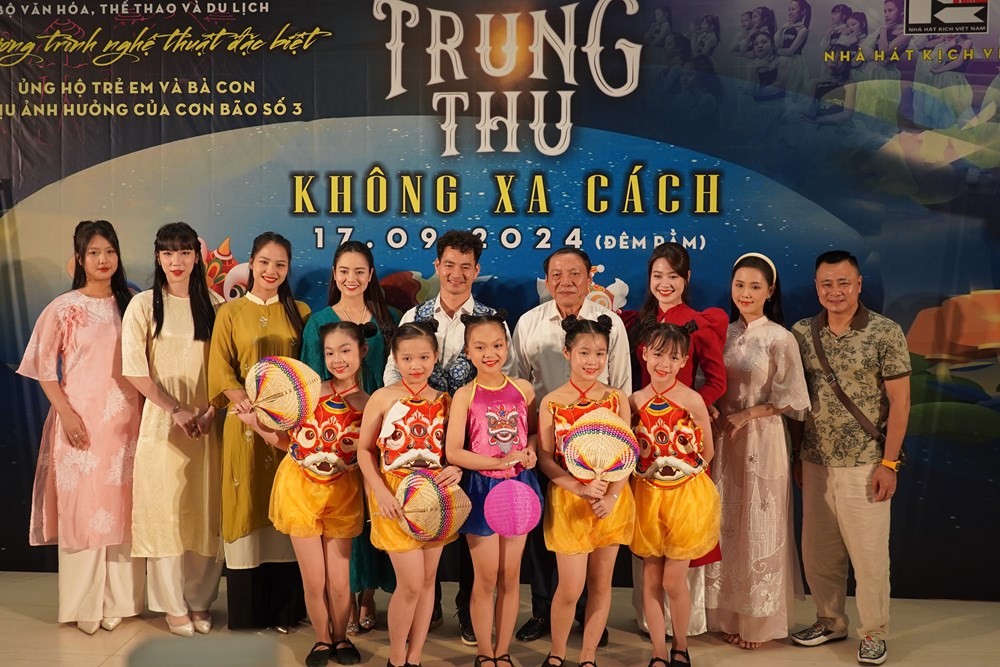 trung-thu-khong-xa-cach-1726733746.jpeg