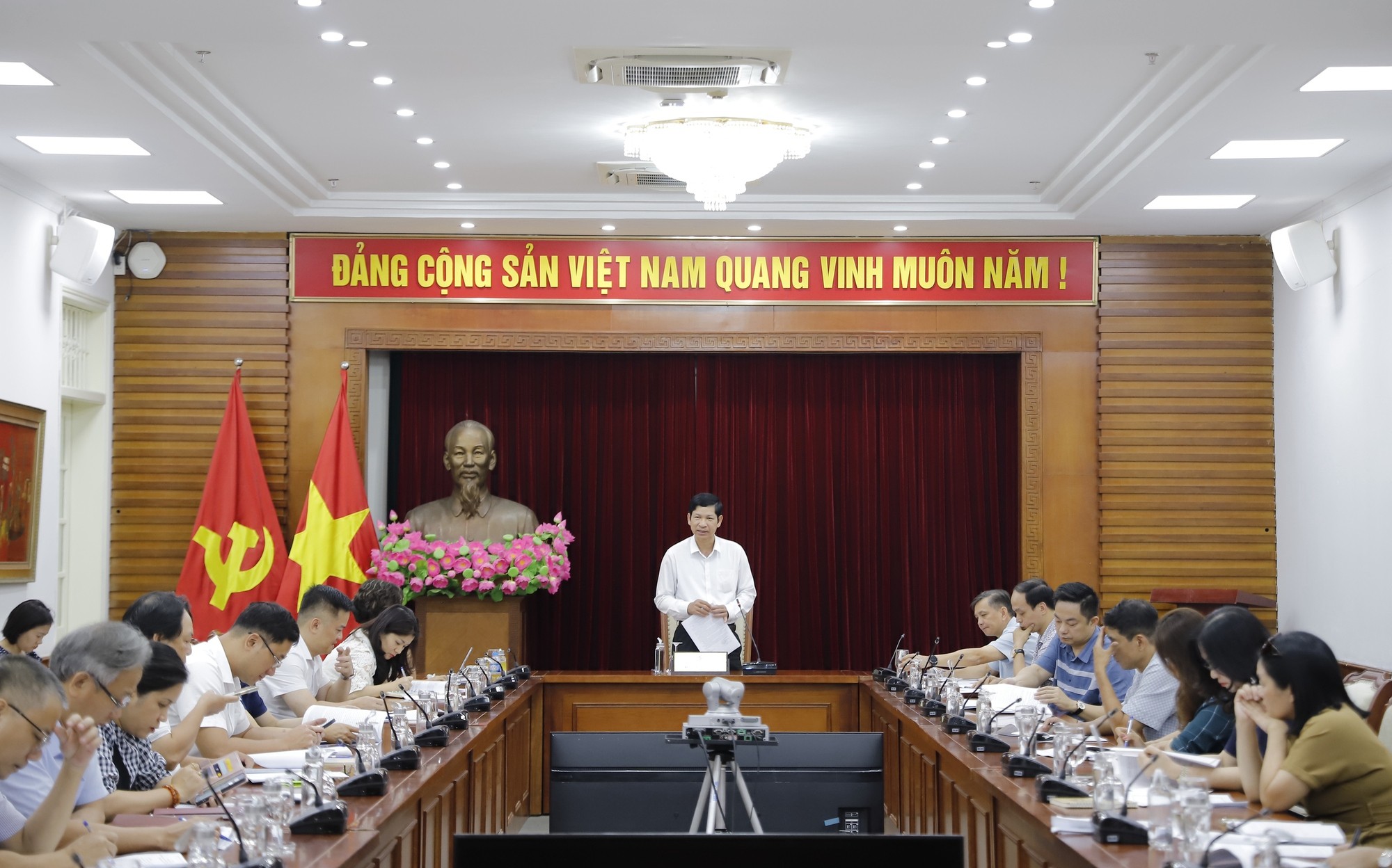 quang-canh-hoi-nghi-cong-nghiep-van-hoa-1728963774.jpg