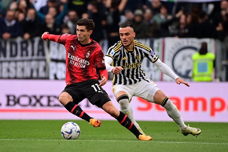 milan-vs-juventus-1732254479.jpg