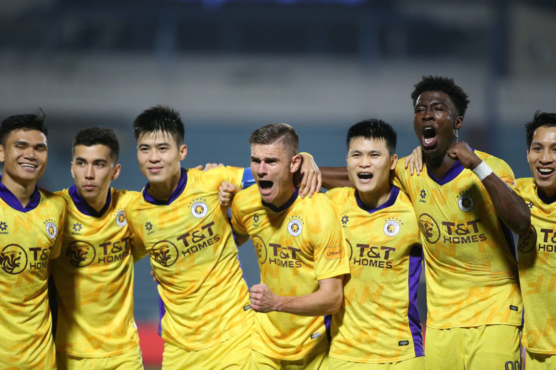 ha-noi-fc-1738945238.jpg