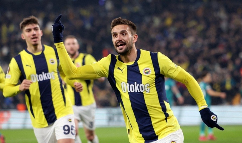 fenerbahce-1739497750.jpg