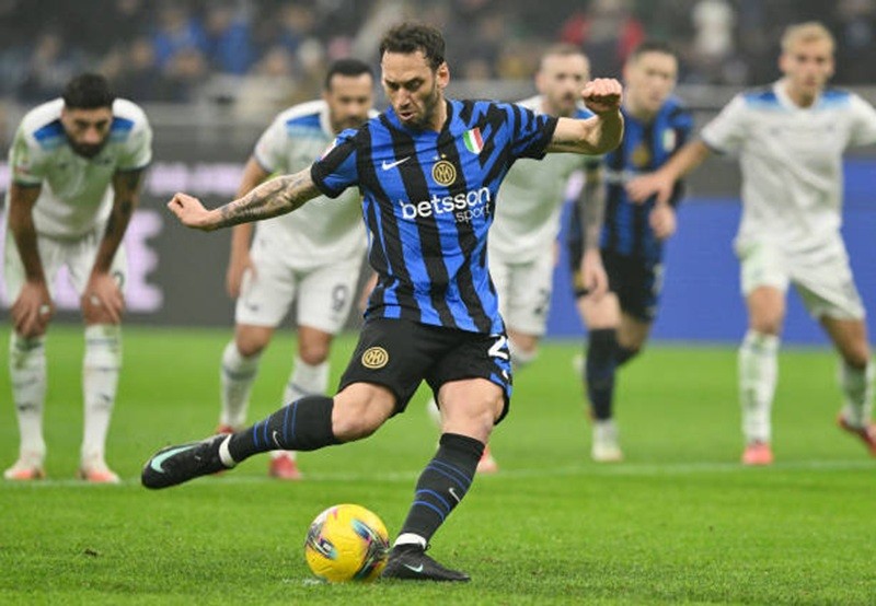 inter-milan-1740546598.jpg