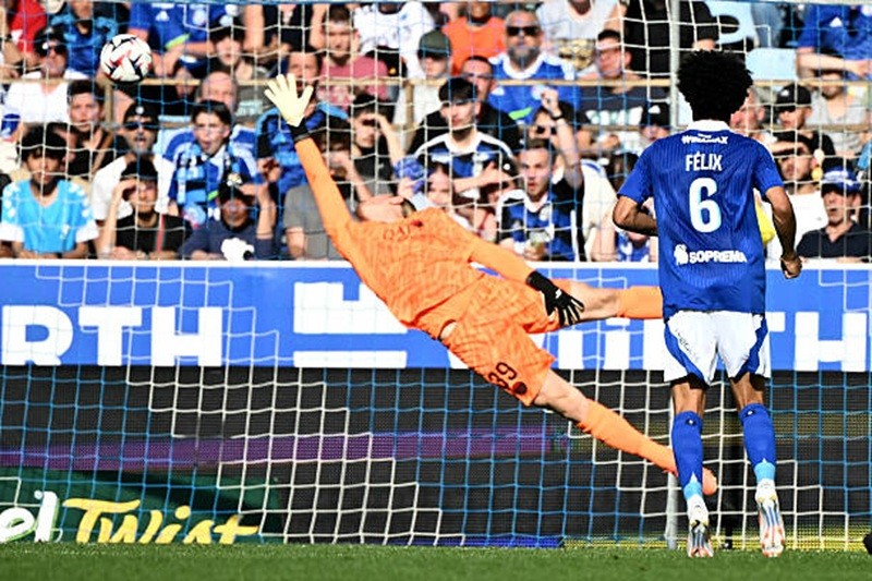 psg-1-1746323423.jpg