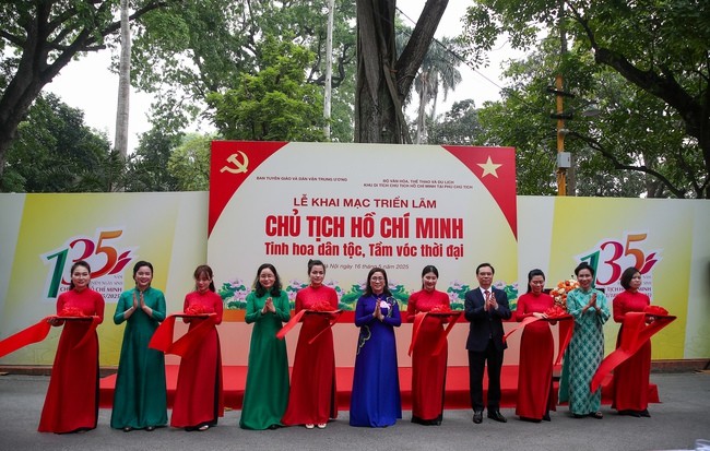 khai-mac-1747386860.jpg
