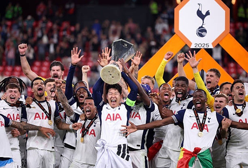 tottenham-1747875212.jpg