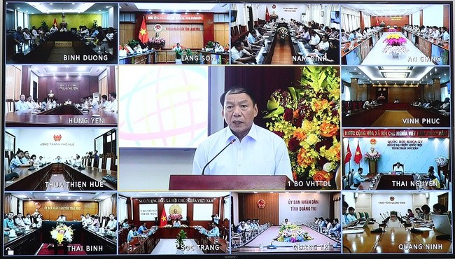 hoi-thao-truc-tuyen-1747974688.jpg