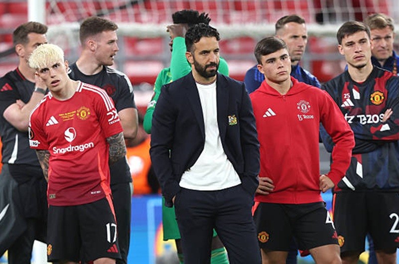 man-united-1748159545.jpg