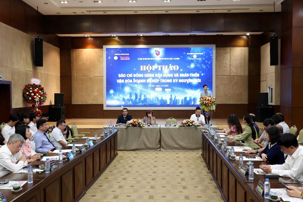 toan-canh-hoi-thao-1749106439.jpg