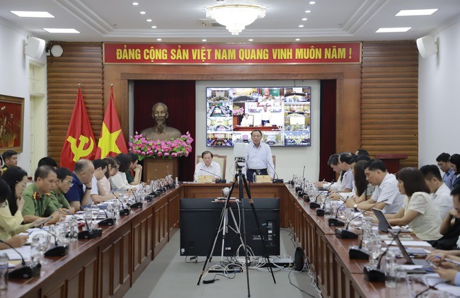 quang-canh-buoi-lam-viec-1749705078.jpg