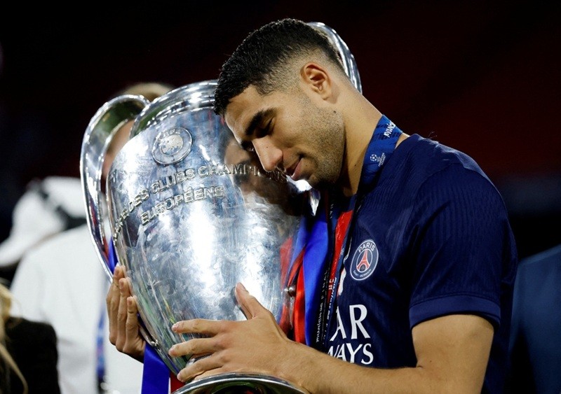 psg-1749785185.jpg
