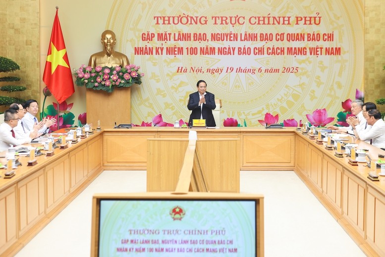 thu-tuong-chu-tri-gap-mat-1750395798.jpg