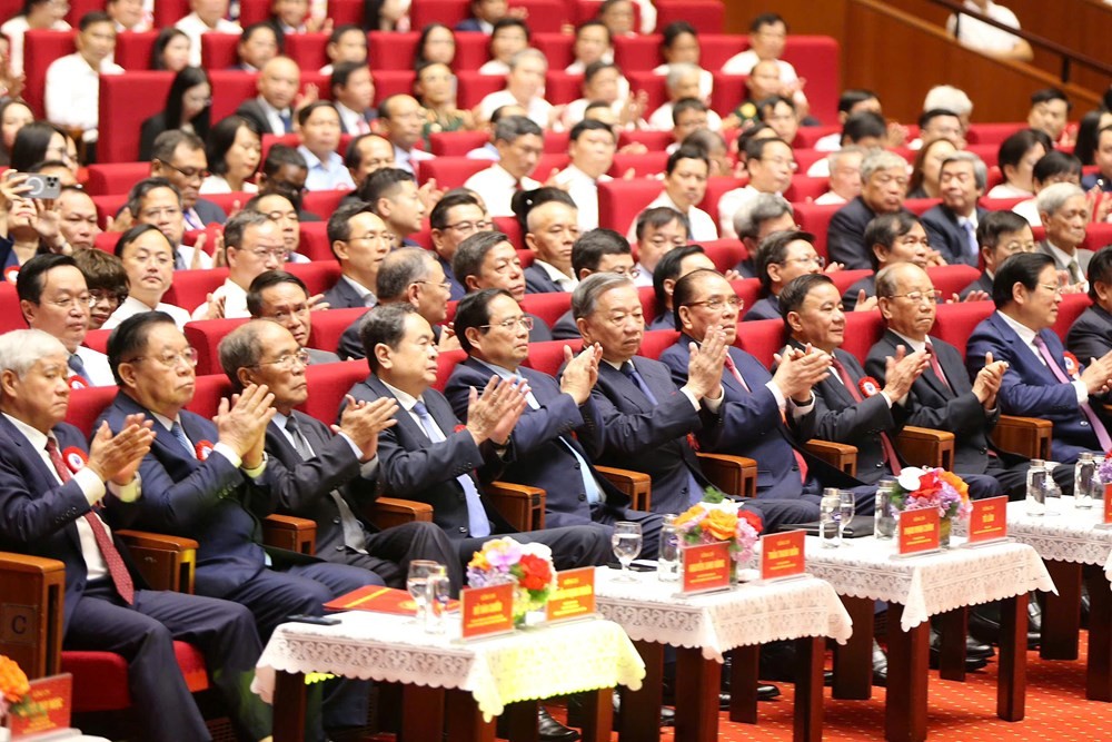lanh-dao-dang-nha-nuoc-1750492197.jpg