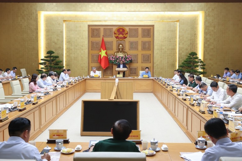 quang-canh-cuoc-hop-1750666272.jpg