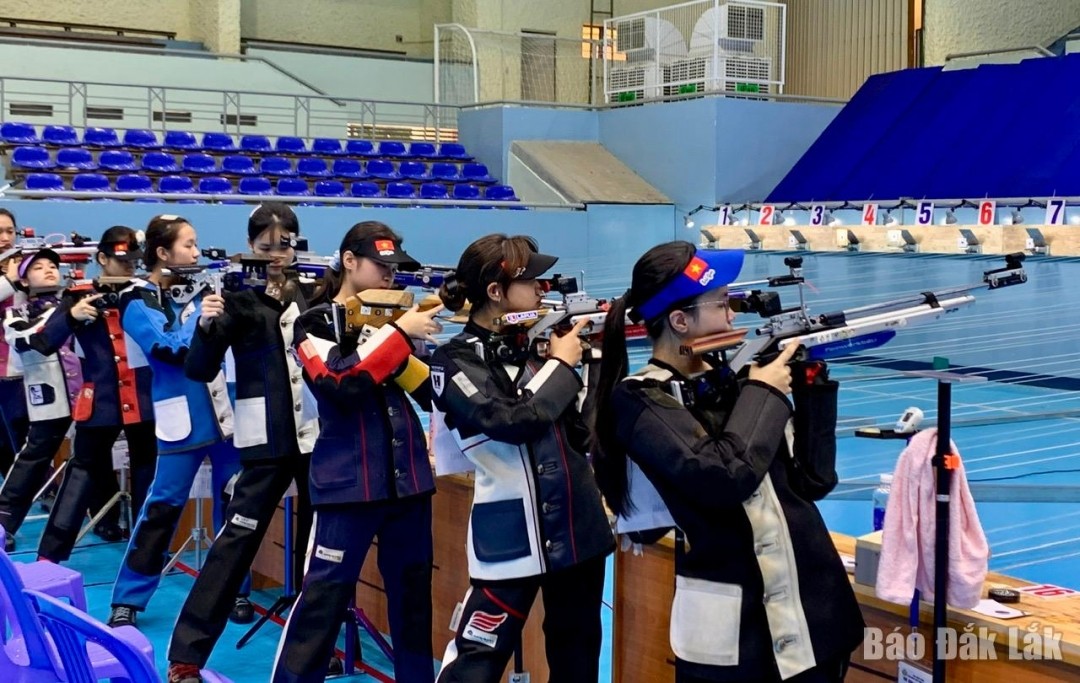 ban-sung-1751337283.jpg